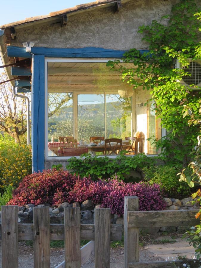 Le Castelet-Arzeliers Acomodação com café da manhã Laragne-Monteglin Exterior foto
