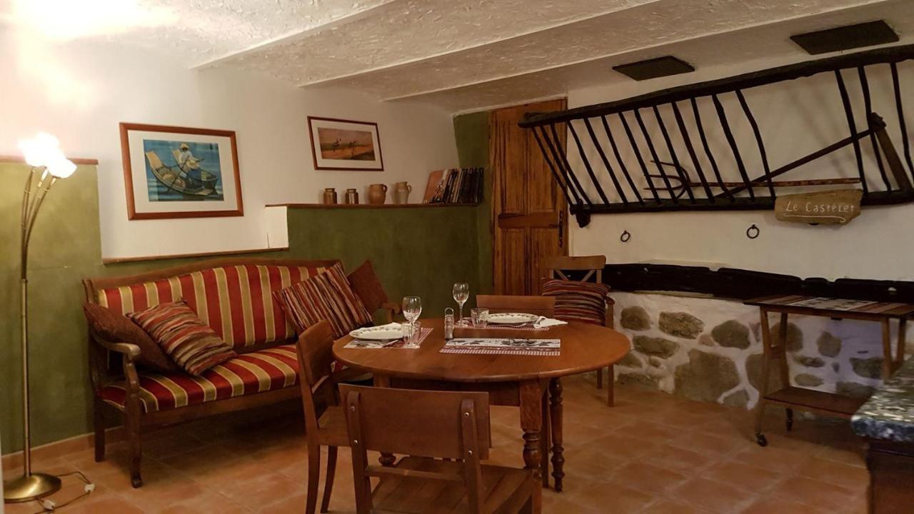 Le Castelet-Arzeliers Acomodação com café da manhã Laragne-Monteglin Exterior foto